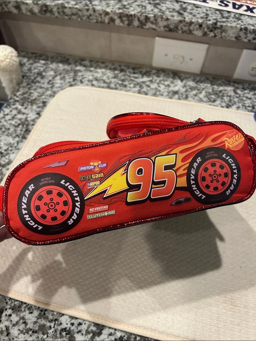 Disney Pixar Cars 3 Lightning McQueen 95 Rusteze Red Lunch Box Bag NWT